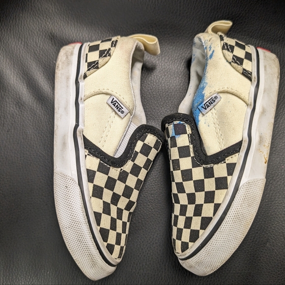 Vans - Picture 2 of 4